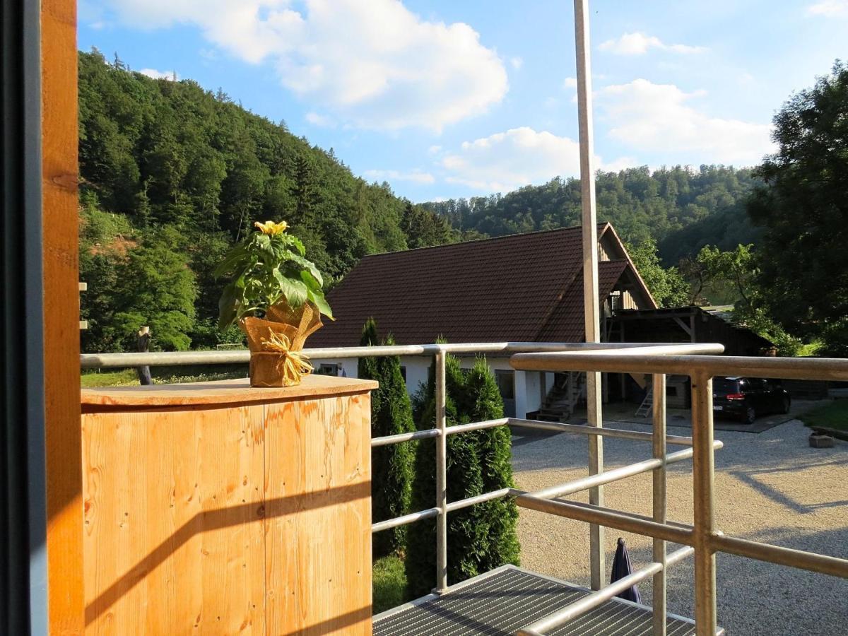 Charming Apartment With Private Terrace Бад Вилдунген Екстериор снимка
